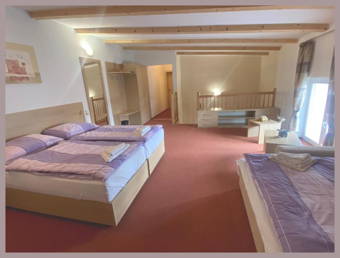 Apartmany Tiva Ostrava Extérieur photo